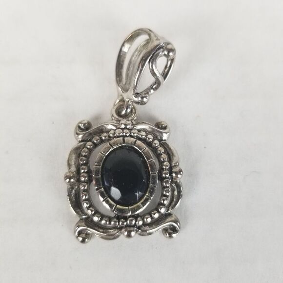 Black and Silver 3-Piece Jewelry Set‎ - Picture 7 of 11